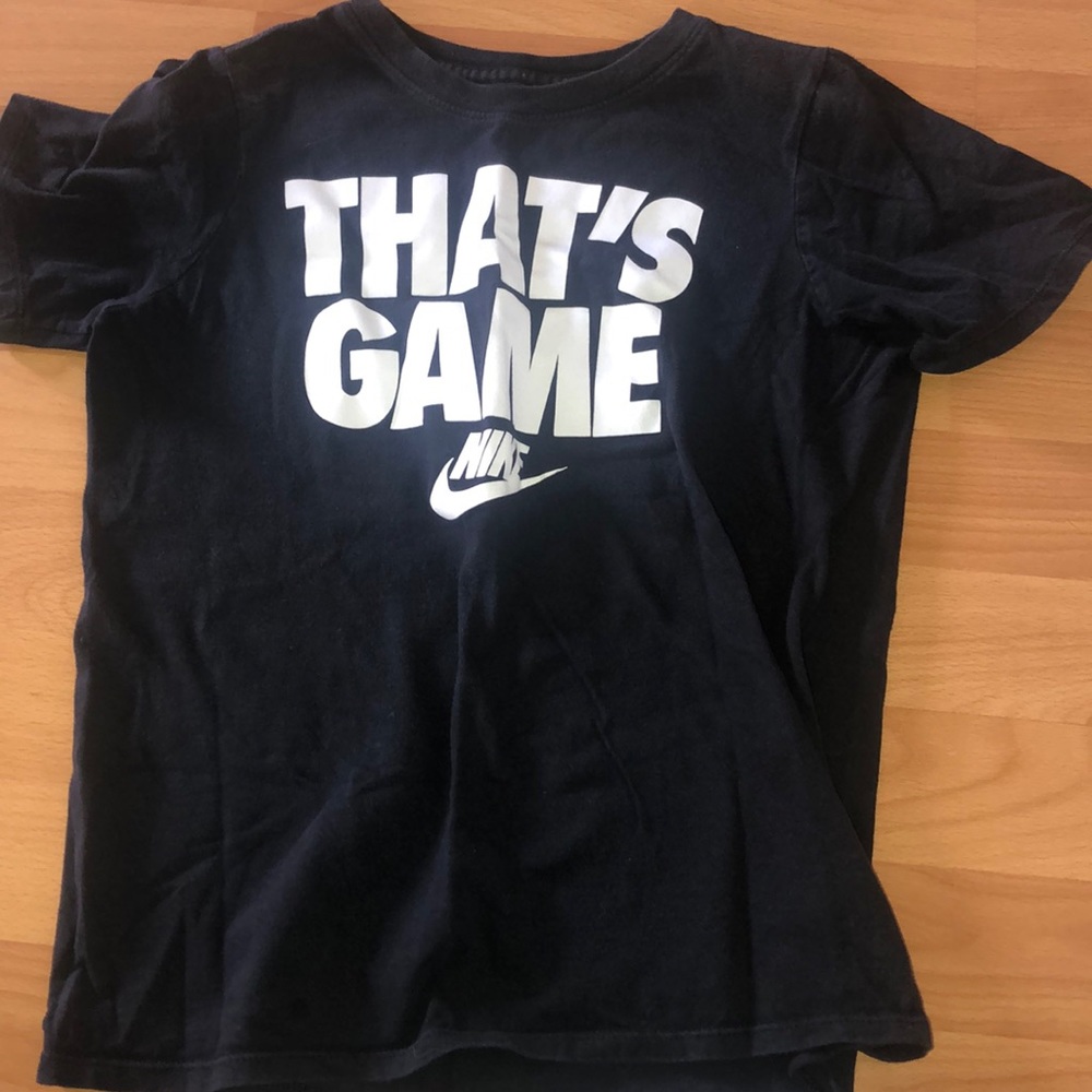 Nike t shirt